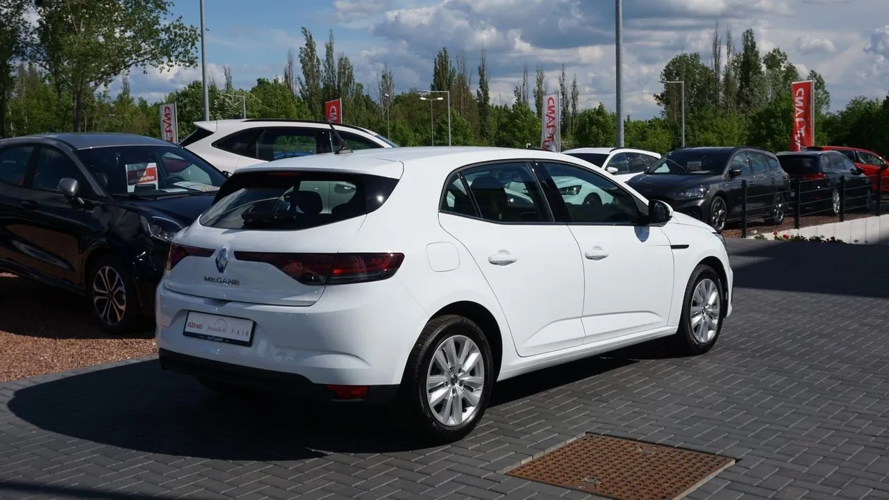 Renault Megane TCe140 2-Zonen-Klima...  Image 4