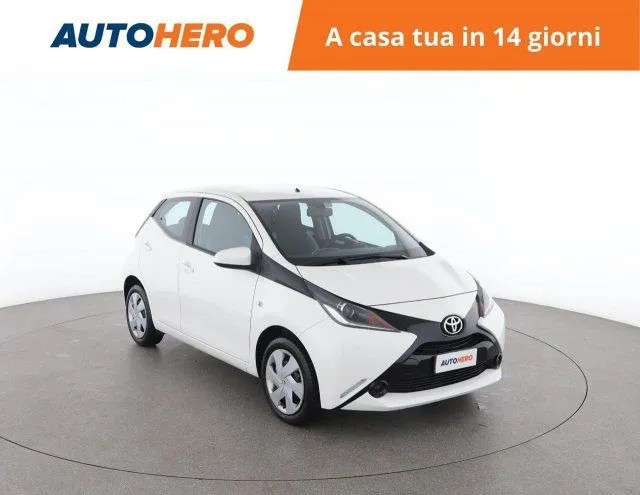 TOYOTA Aygo 1.0 VVT-i 69 CV 5p. x-play Image 6