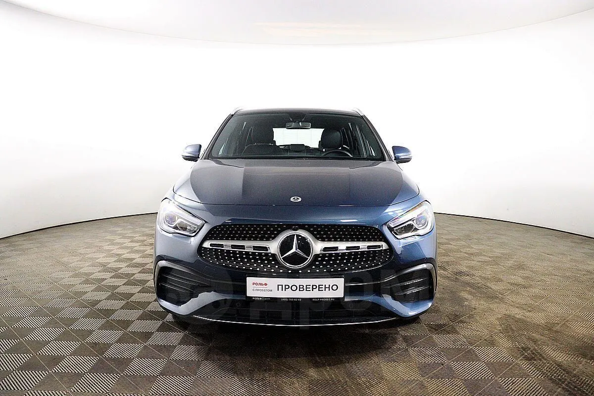 Mercedes-Benz GLA-Class Image 2